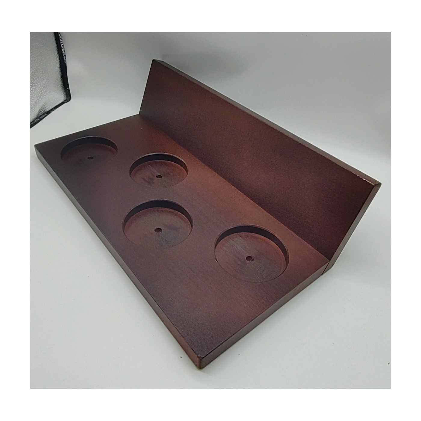 Holztableau mit Rückwand - Wenge
für vier Glas Karaffen - Vin 50cl